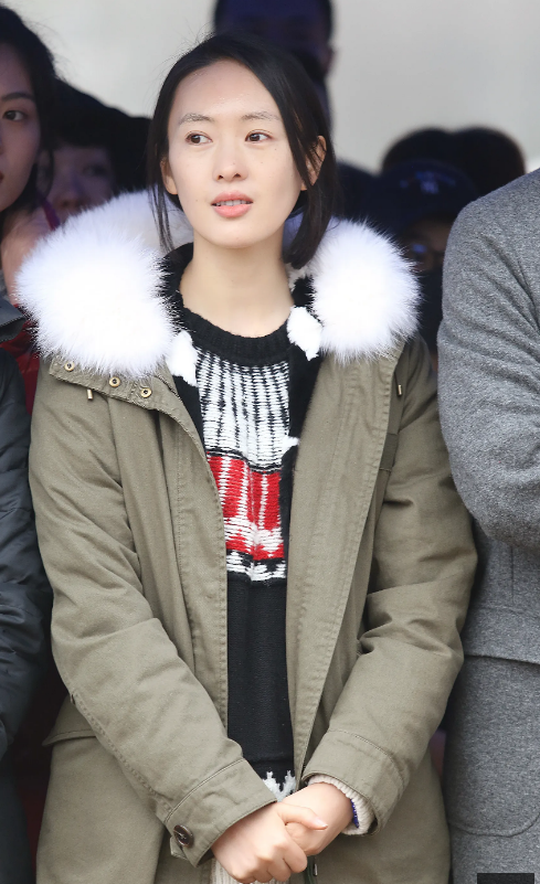 宣传新作演技再遭质疑,极力想证明自己的童谣,现实处境一言难尽休闲区蓝鸢梦想 - Www.slyday.coM 宣传新作演技再遭质疑,极力想证明自己的童谣,现实处境一言难尽休闲区蓝鸢梦想 - Www.slyday.coM