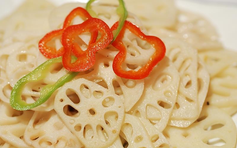 莲藕片这样做,好吃的停不下口.