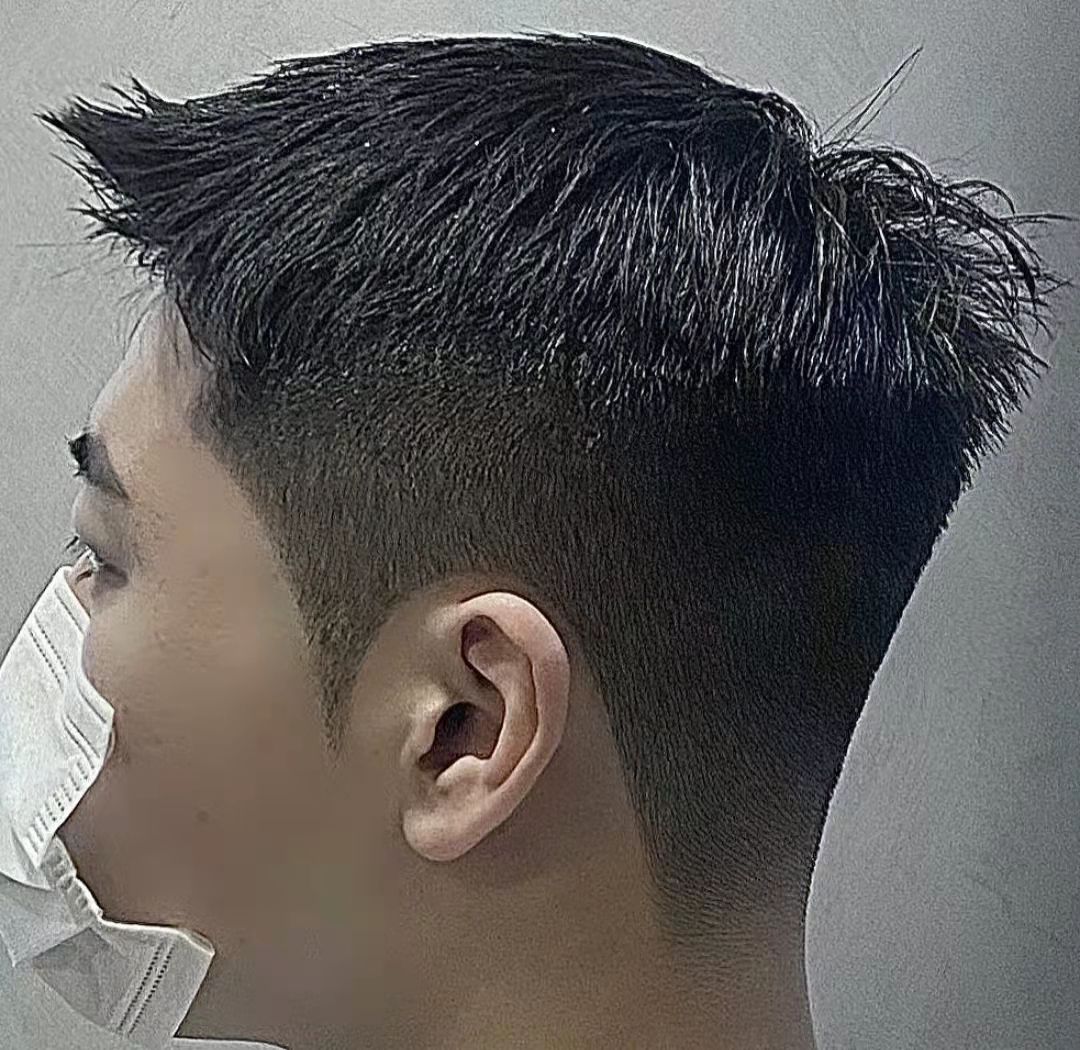 这几款发型"专治"炸毛,酷帅又有男人味|发型|头发|寸头_新浪新闻