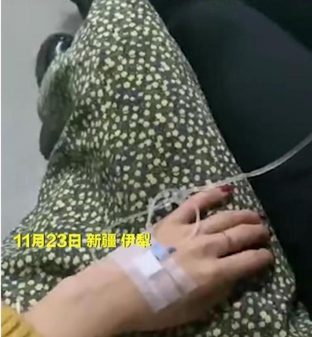 女朋友打吊針男生怕她手涼用嘴含輸液管網友對你媽都沒這樣