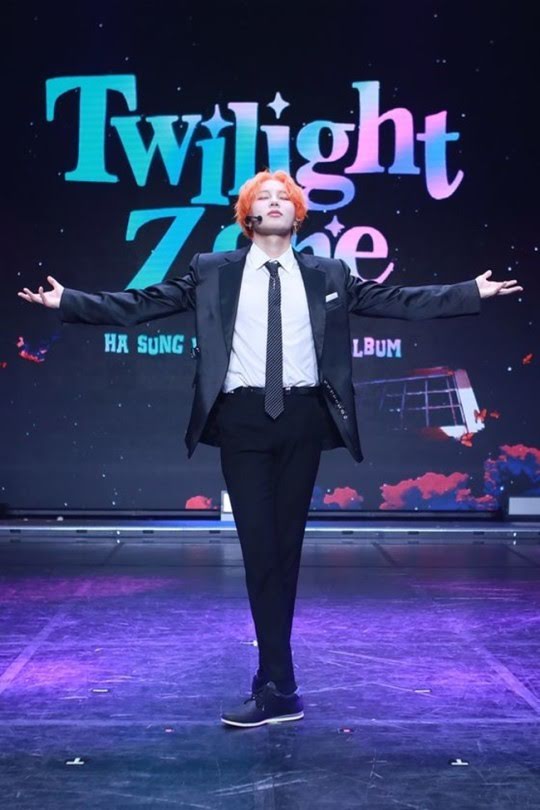 河成云以新迷你专辑《Twilight Zone》的展示告诉大家要准备好