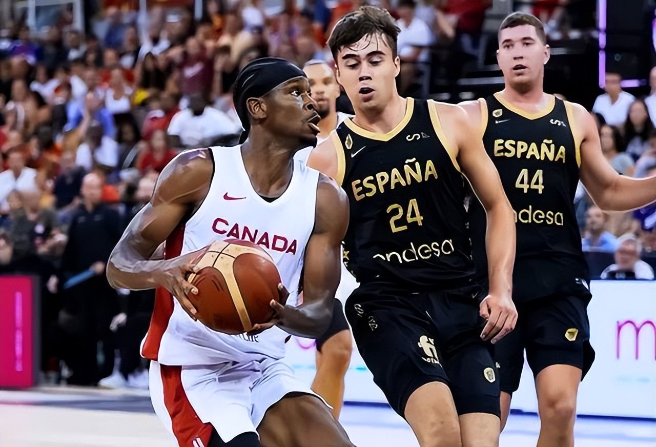 轰然倒下加拿大男篮击败世界第一这一刻他们足足等待了23年