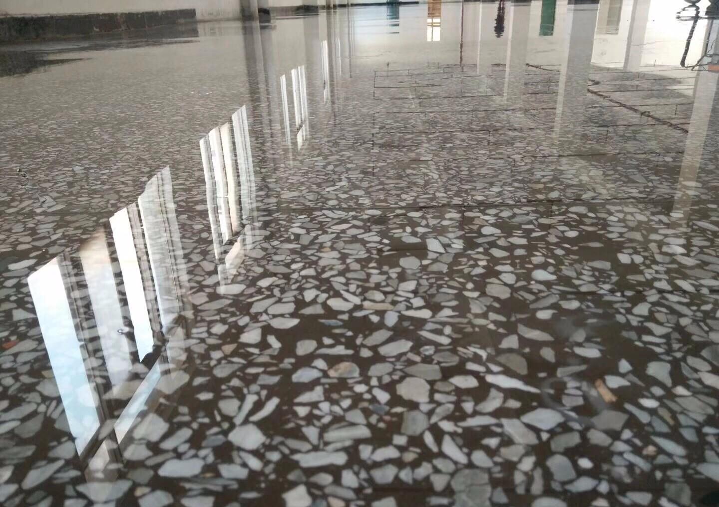 水磨石地面进行固化处理