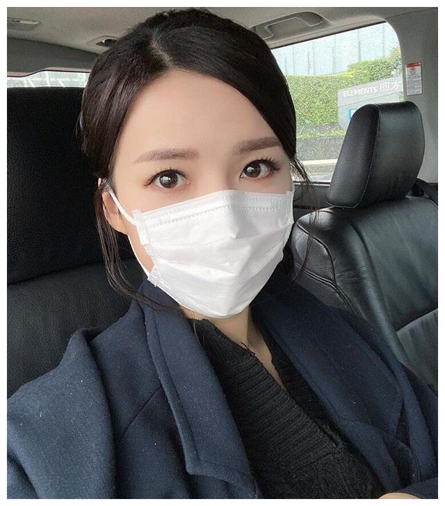 tvb艺人李君妍家姐确诊新冠!缺瞒报病情依旧录制节目,现已道歉