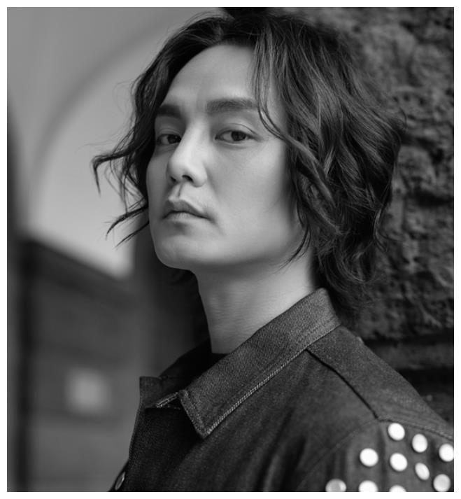 有种"有颜任性"叫尹正寸头,从土味男孩秒变型男,bgm随身带