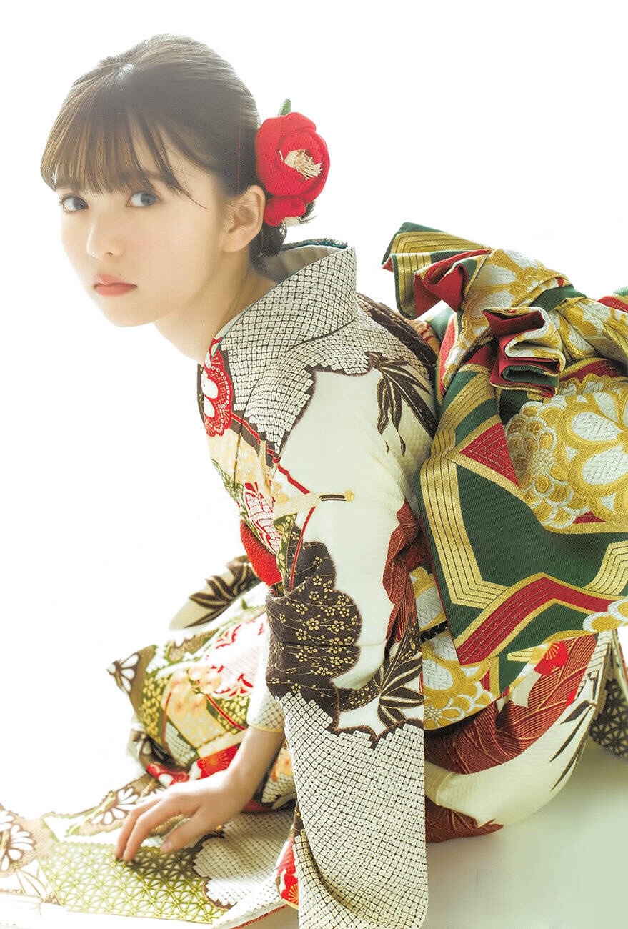 斋藤飞鸟可爱甜美和服写真