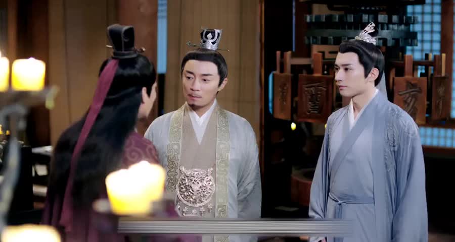 元朗和属下一起去偷灵匙不料少阳派掌门早有准备这下惨了