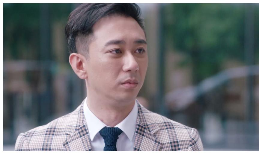 安家:王子健甘当备胎,却被小楼截胡,女神害羞"他比你牛"