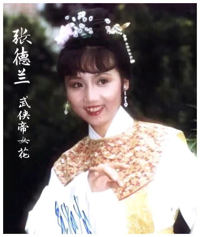 60岁张德兰近照罕有曝光皮肤白皙少女感犹在结婚32年无儿无女