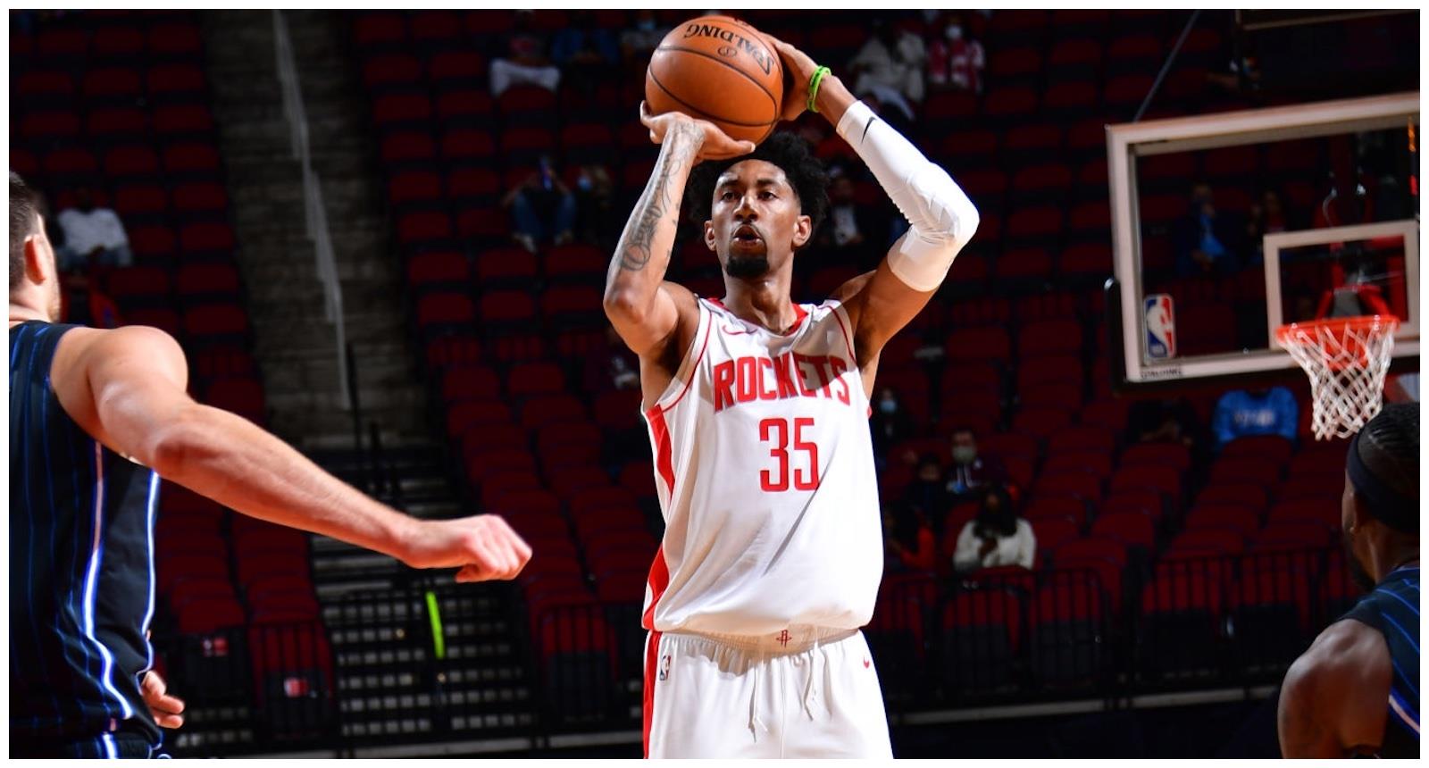 火箭伍德正式宣战浓眉!轰22 15创50年神迹,哈登助他进全明星?