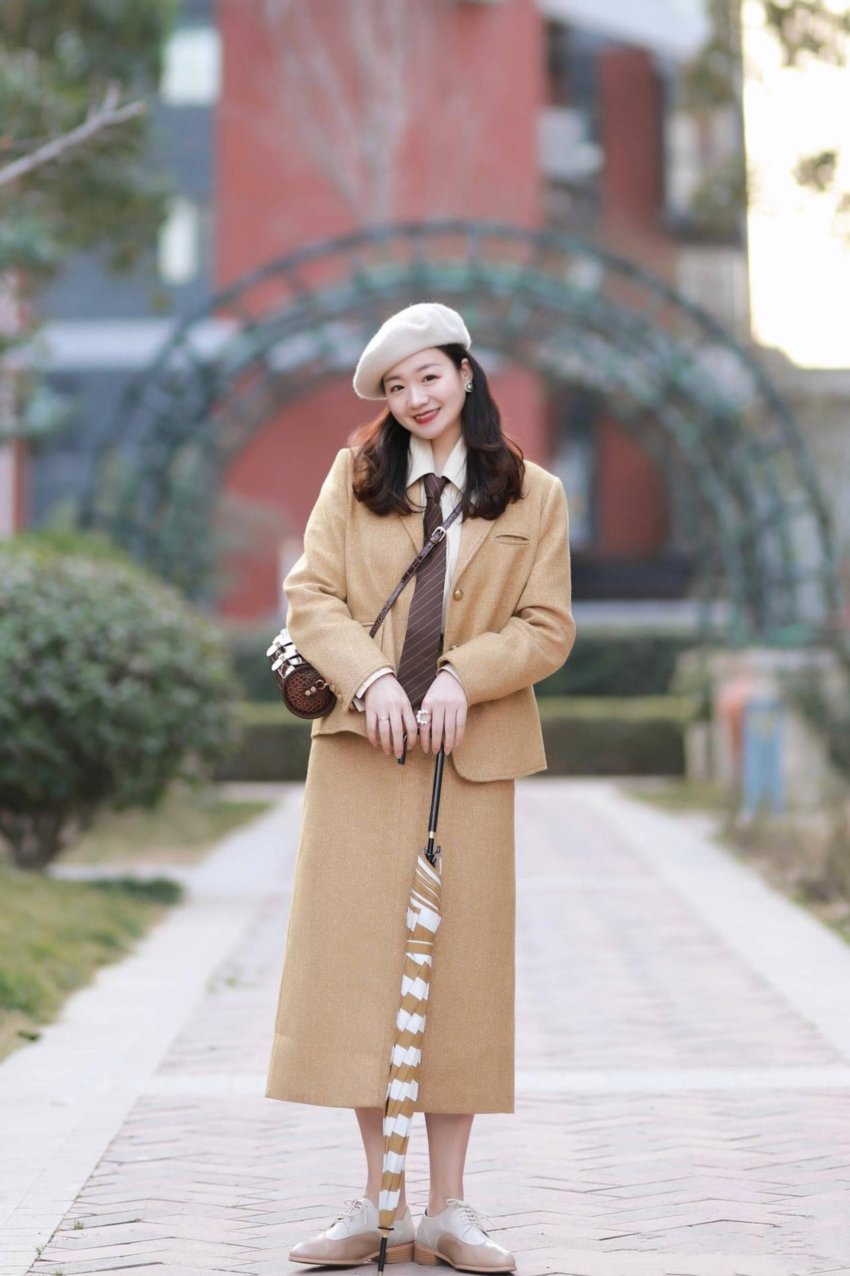 适合学生党的简约学院风搭配温柔又显气质时尚减龄又有文艺范