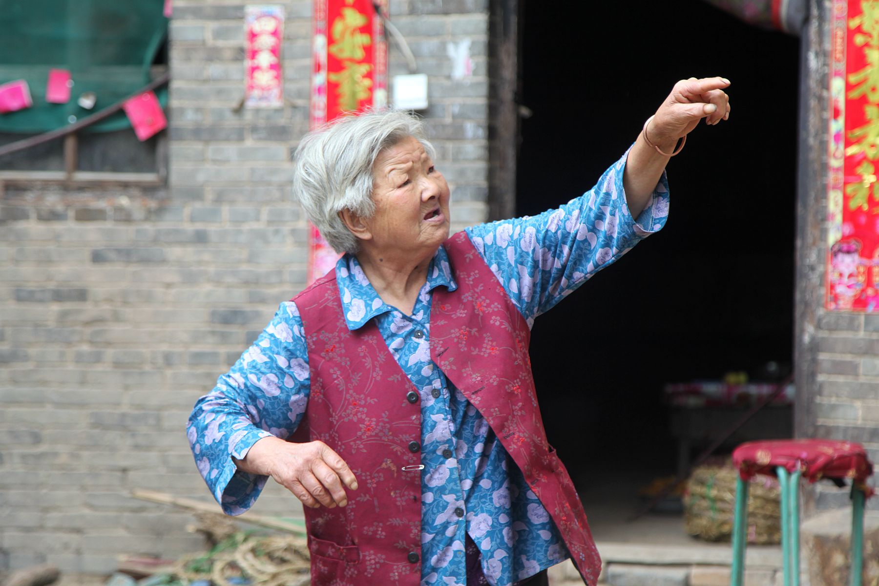 山西农村87岁老人家中发现暗道密室,看看是做啥用的