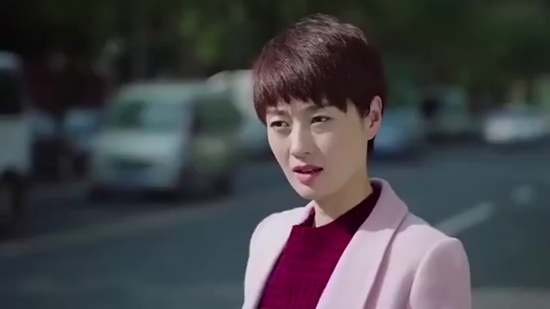 我的前半生罗子君被帅哥疯狂追求,贺涵狂吃飞醋,大街霸道占有