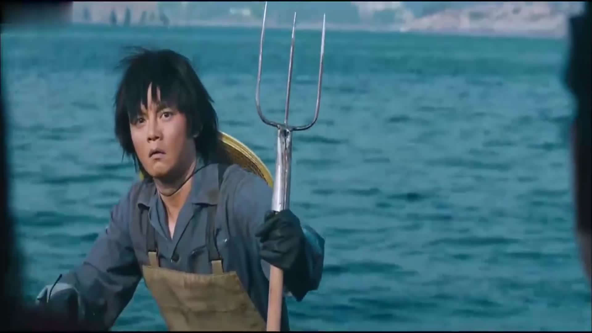 夏洛特烦恼:袁华不愧是黄金配角,拿鱼叉登场!我看了不下三遍