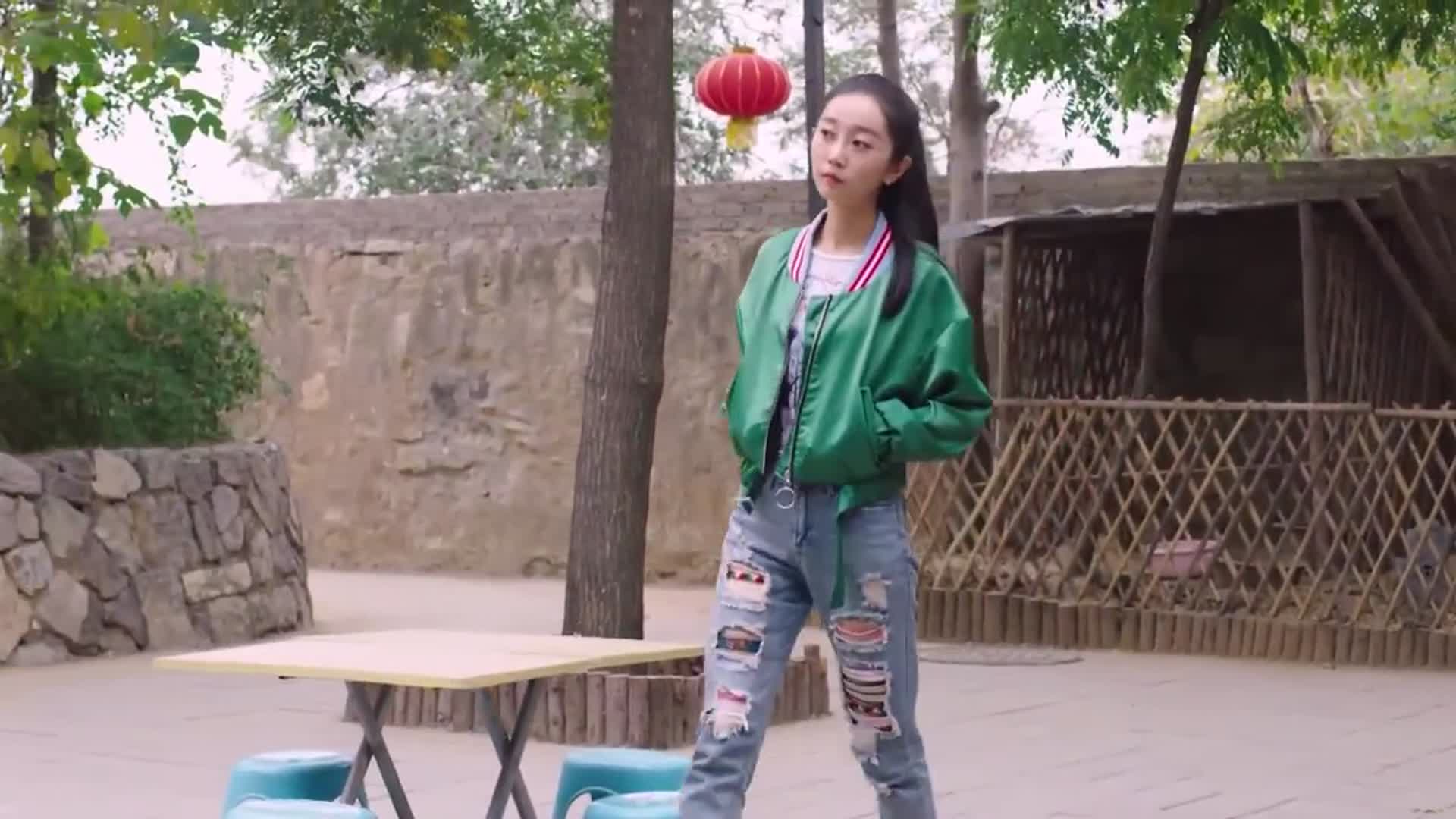 欢喜盈门:父子俩只要一见面就吵架,究竟是因为何事呢__财经头条