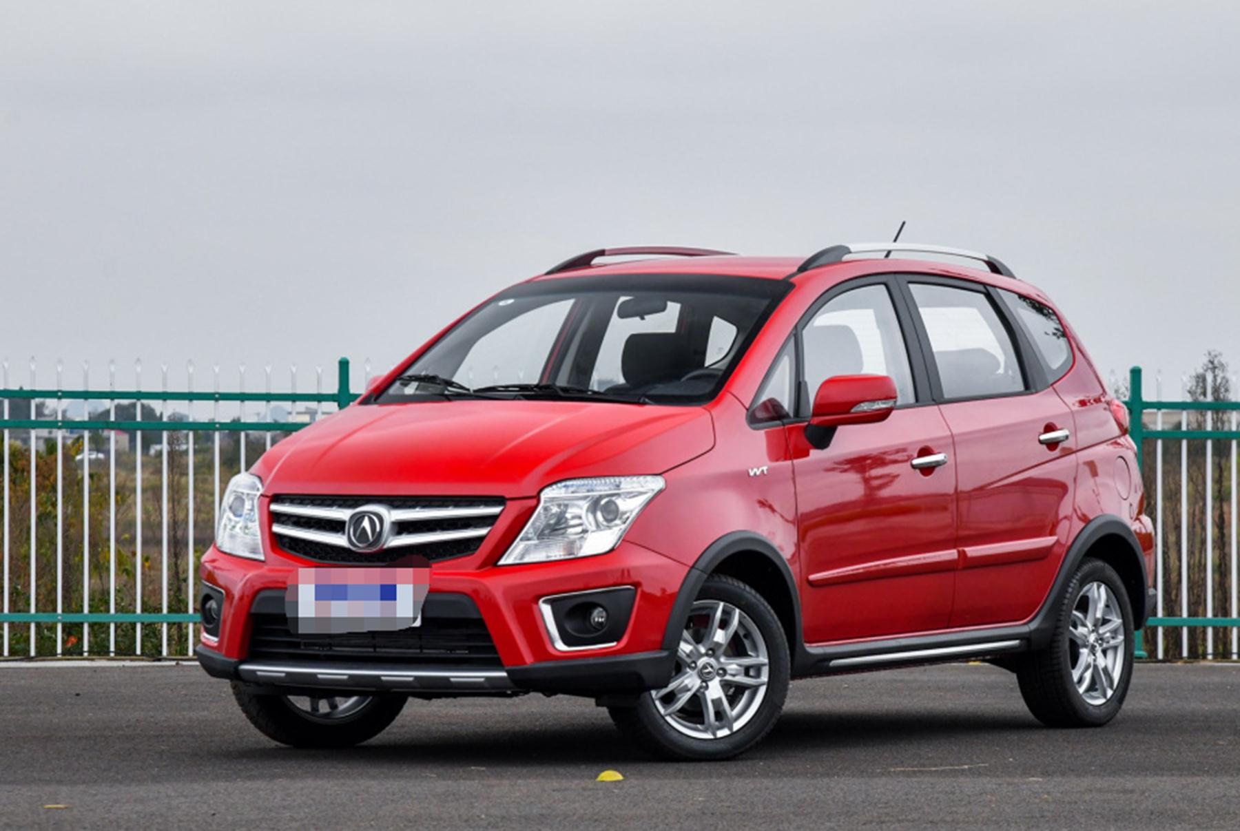 小哈弗全界q1库存如山5折甩卖没人要车商降到2万