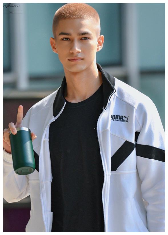 创4练习生名字闹笑话和马不配拥有姓名米卡名字被误解