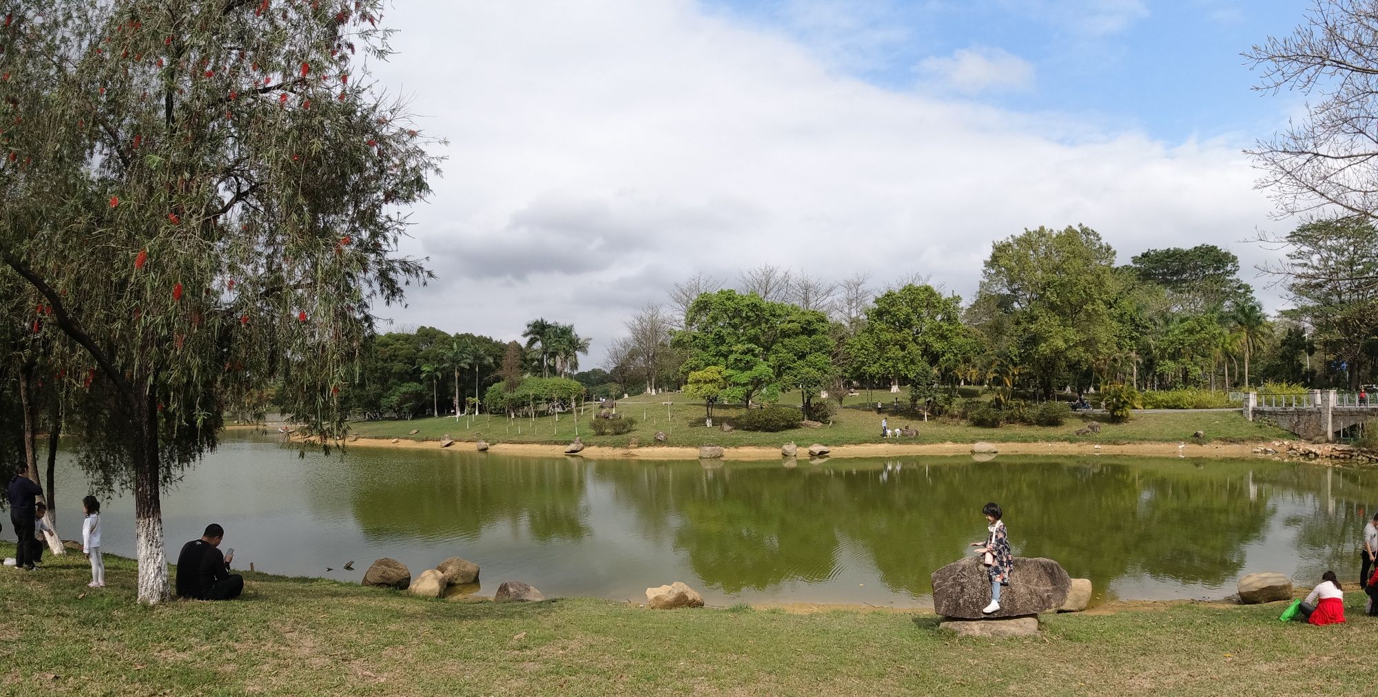 东莞松山湖风景区一颗璀璨的明珠"梦幻百花洲",景色非常优美