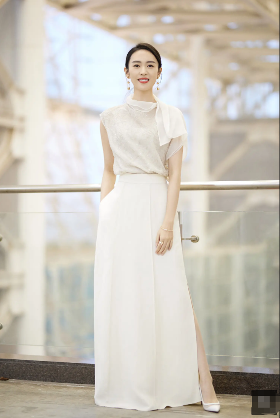 宣传新作演技再遭质疑,极力想证明自己的童谣,现实处境一言难尽休闲区蓝鸢梦想 - Www.slyday.coM 宣传新作演技再遭质疑,极力想证明自己的童谣,现实处境一言难尽休闲区蓝鸢梦想 - Www.slyday.coM