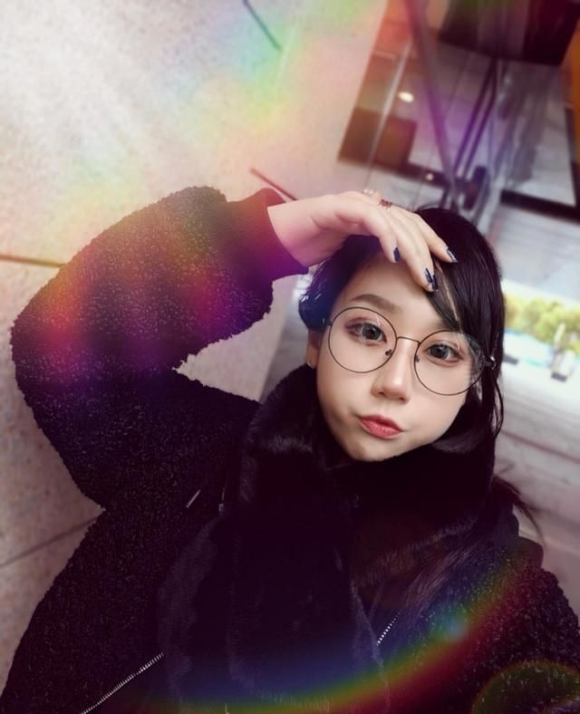 vivo s6自拍体验:这是一个让小姐姐吸粉无数的秘密__财经头条