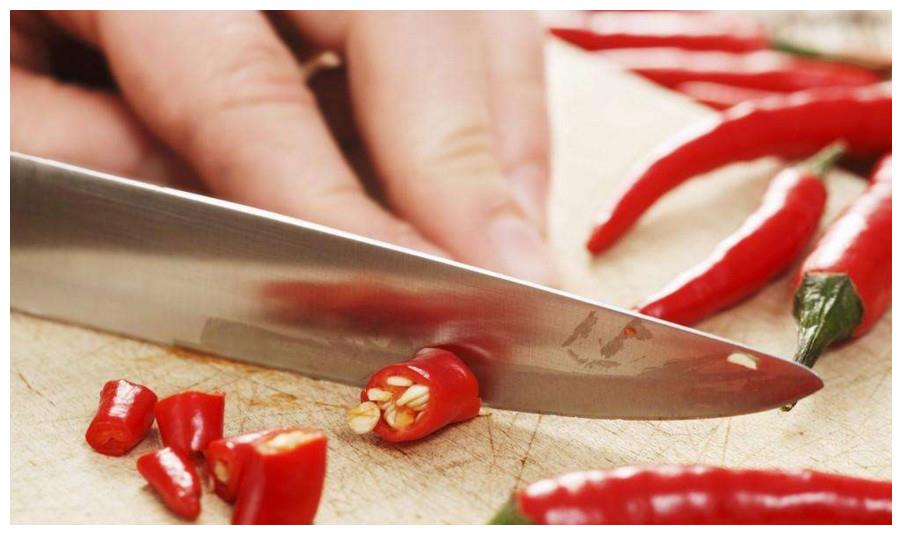 被辣椒辣到手怎么办（辣椒辣手怎么处理不辣）-85模板网