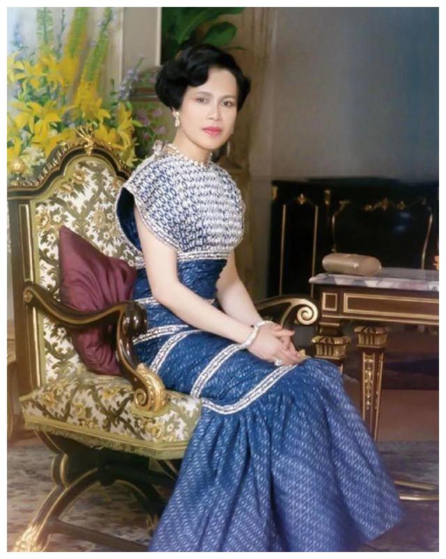 泰国官宣长公主69岁生日!两个混血女儿惊艳,自己被美国丈夫抛弃