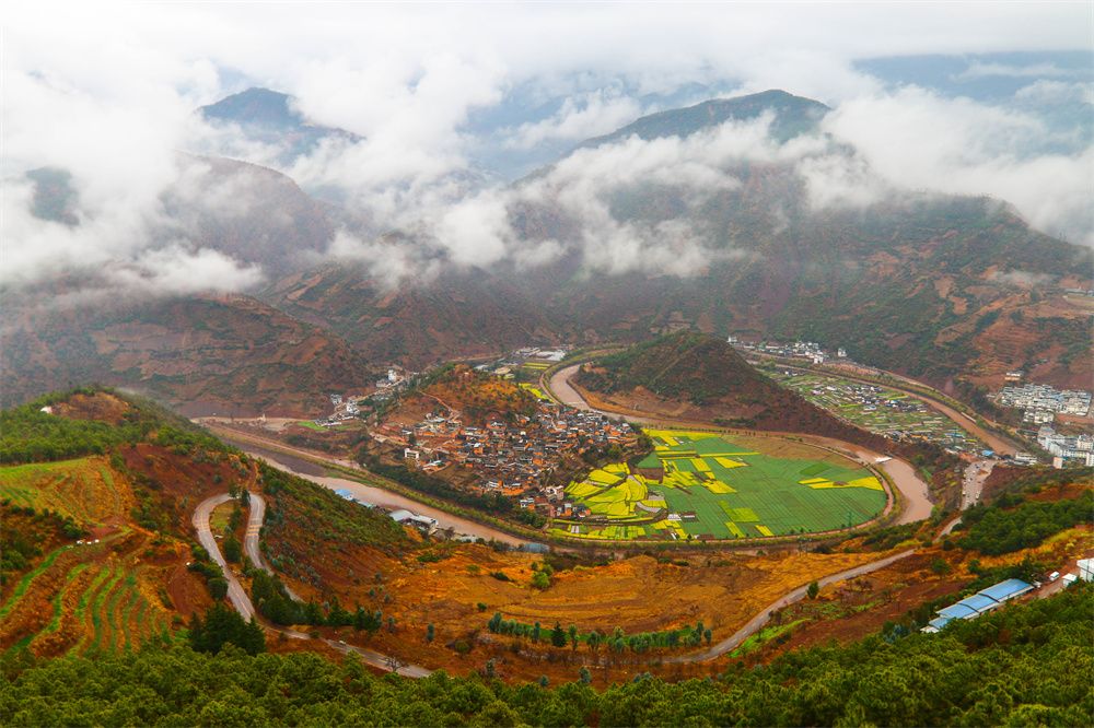 一大波美图来袭带你赏罕见的云龙太极奇观
