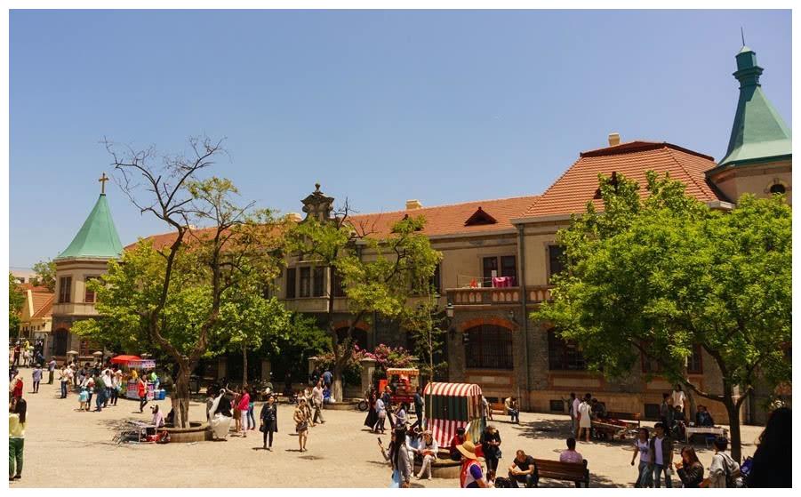 想要去德国旅游的游客有福了,国内这座小镇满足你,就在青岛!