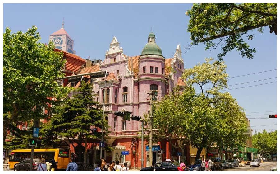 想要去德国旅游的游客有福了,国内这座小镇满足你,就在青岛!