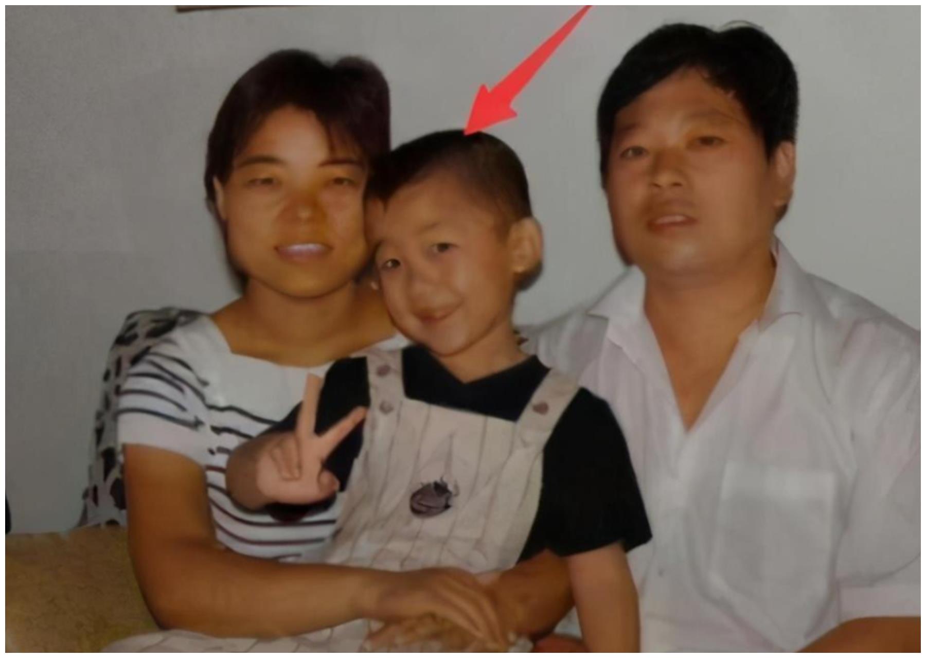 5岁出演还珠格格23岁外表却像10岁贾云哲经历了啥