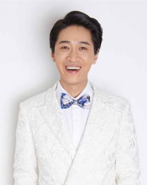 三年时间过去了,观众都快遗忘他了|王宁|开心麻花|袁华_新浪新闻