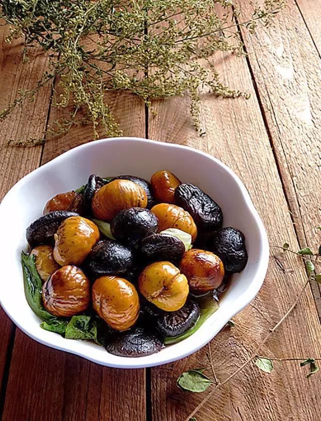 胖娘素食菜谱分享——香菇烧板栗