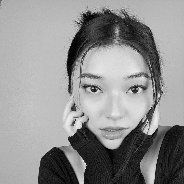 这位北京出生的可爱华裔女演员 在国际舞台上火了!__财经头条