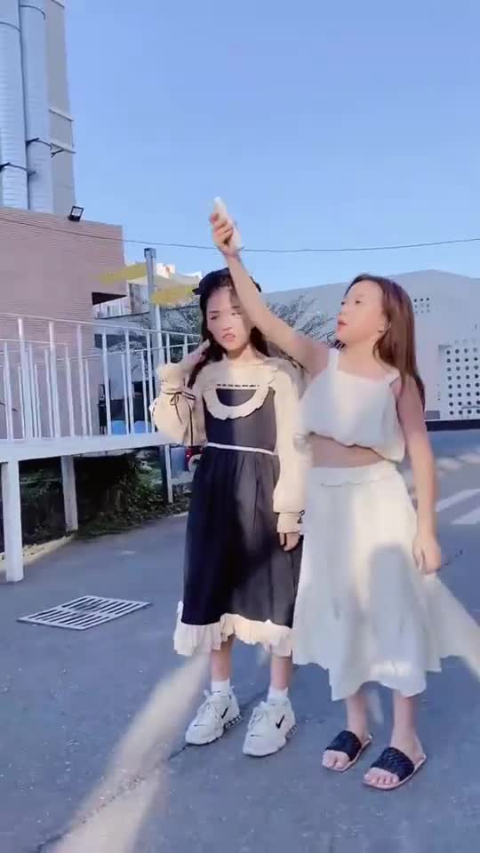 闺蜜的无助,我驾驭的住段依娜