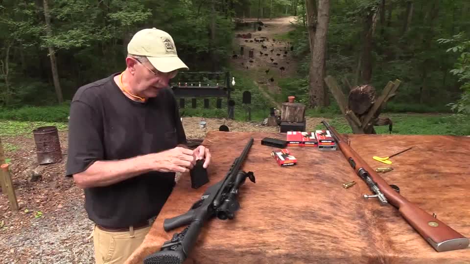 萨维奇m110狙击步枪射击实测,有瞄准镜辅助老头的枪法更准了