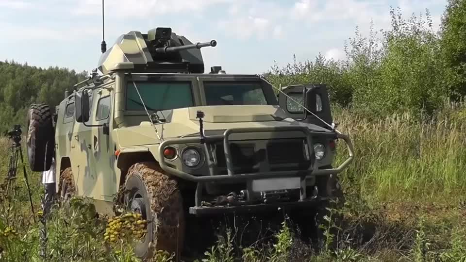 "燕京卫士"的原型,俄罗斯虎式装甲越野车!