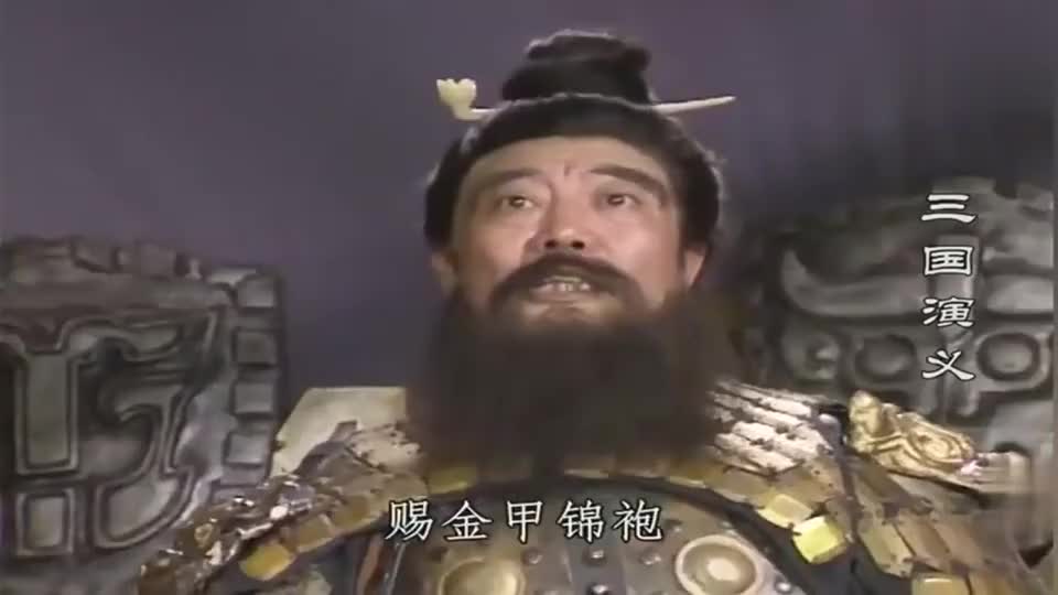 三国演义:董卓收吕布为义子,扶9岁傀儡皇帝刘协,自封为相国