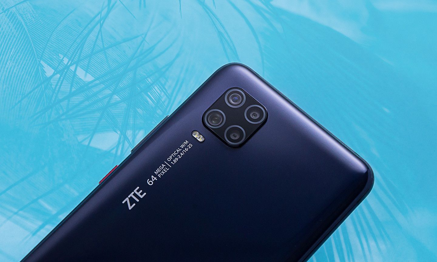 中兴天机axon11图赏前所未有的优雅与轻薄