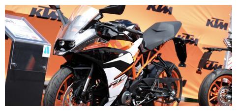 KTM RC390最新测试车谍照，前脸很像大哥RC8