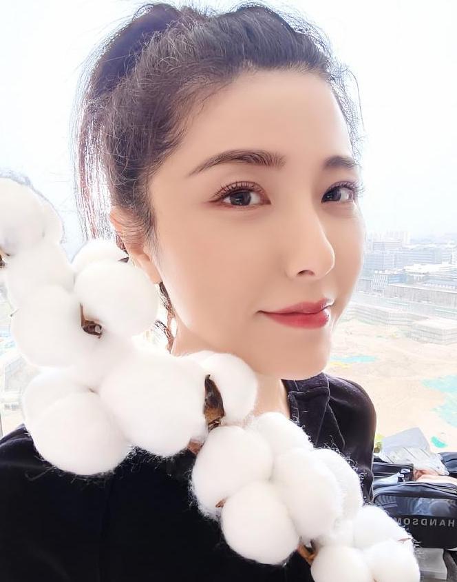 近50位明星支持新疆棉花终止与品牌合作，曾黎显高情商黄子韬专业休闲区蓝鸢梦想 - Www.slyday.coM