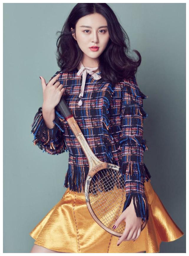 曾是范冰冰替身,一脱成名的甘露__财经头条