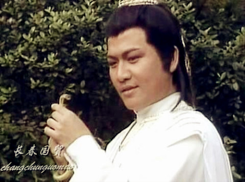 83版射雕欧阳克近照身材发福笑容灿烂已成为著名中医