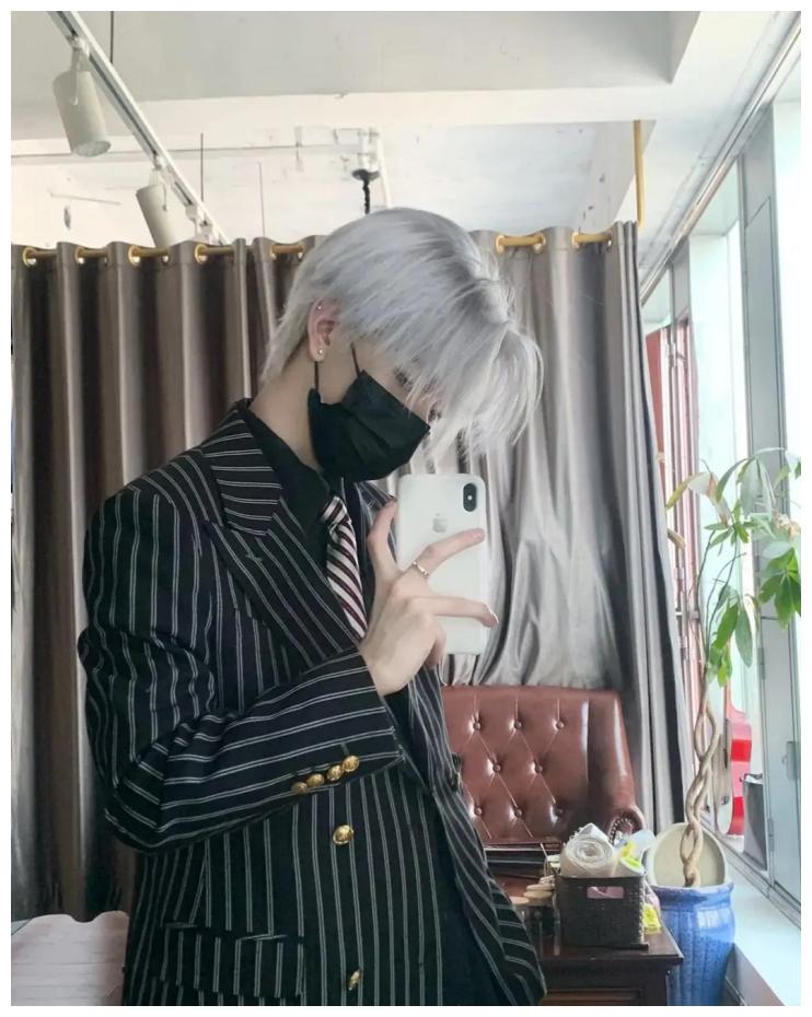 网传七鹤大人黑鸭嘴?当他摘掉口罩,黑粉头子都转成了真爱粉!