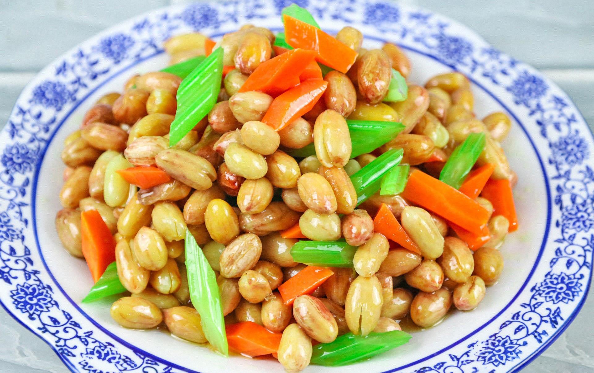 水煮花生好吃有诀窍厨师长分享2点技巧香糯入味又省时