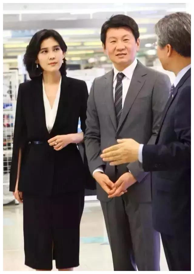 三星首富长公主嫁渣男,低调二公主建时尚帝国,最美小妹26自杀