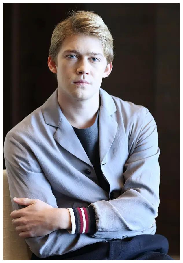 乔·阿尔文的真相 被泰勒在格莱美现场表白 十年之路只为一人心休闲区蓝鸢梦想 - Www.slyday.coM