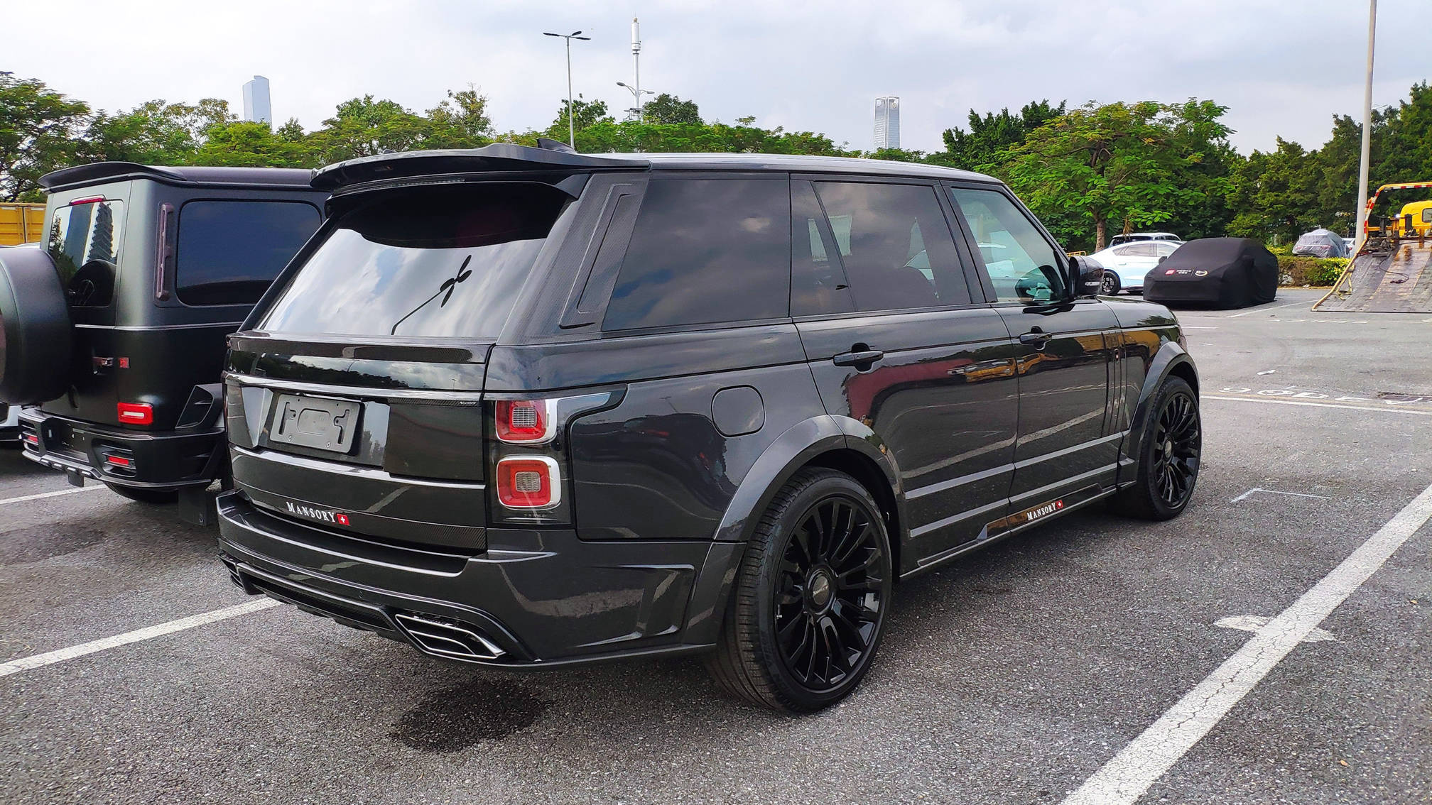 迈莎锐揽胜实车 充满了运动气场