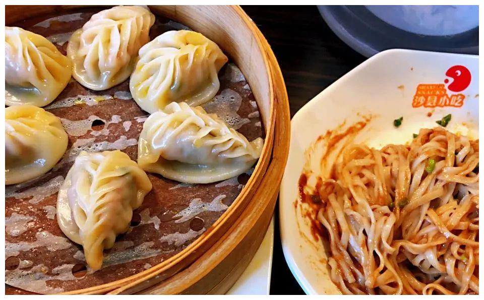 国外首家沙县小吃开业3小时就被迫关门原因令人哭笑不得