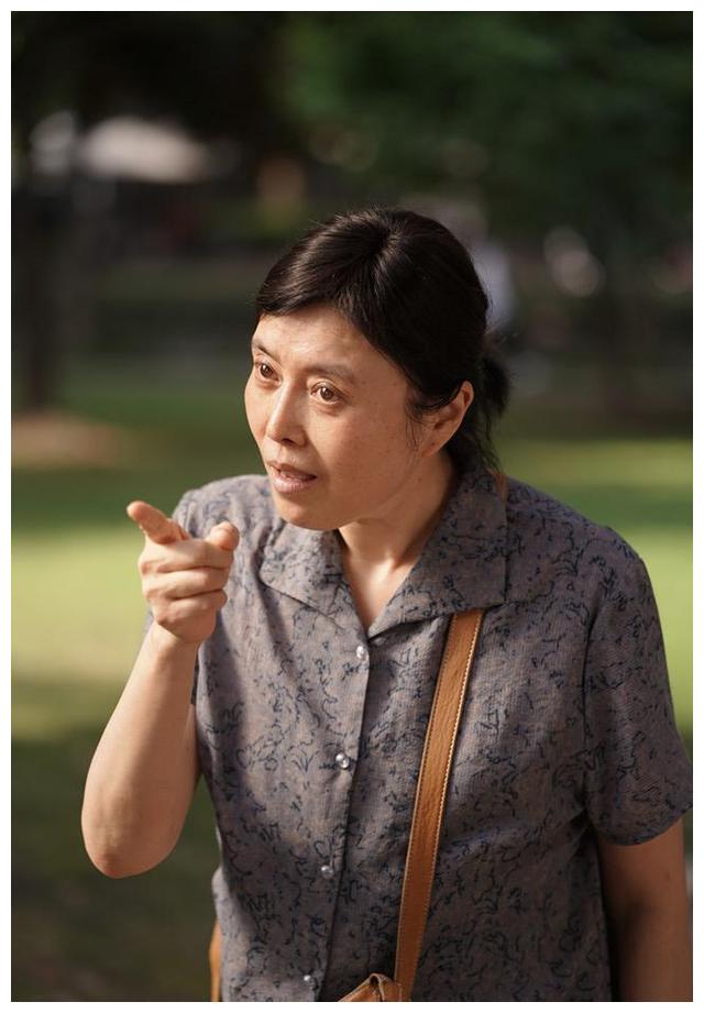 影后丁嘉丽秘史揭露:未婚先孕,堕胎4次,爱看色情片,婚内出轨