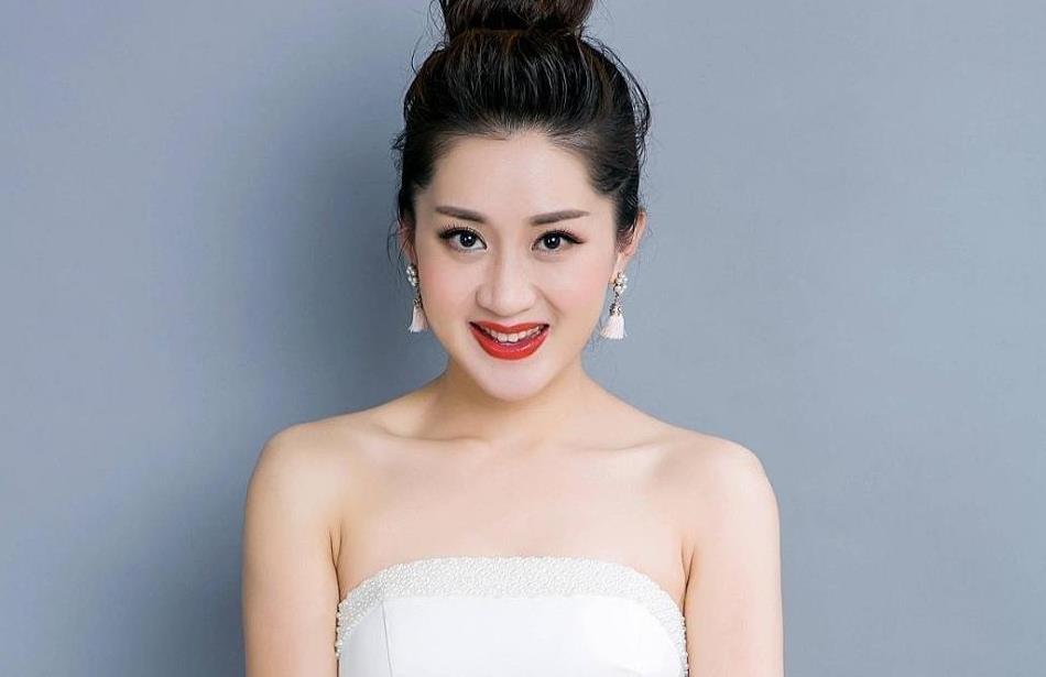 《外来媳妇本地郎》华女,一个可爱又不缺乏性感的大美人!